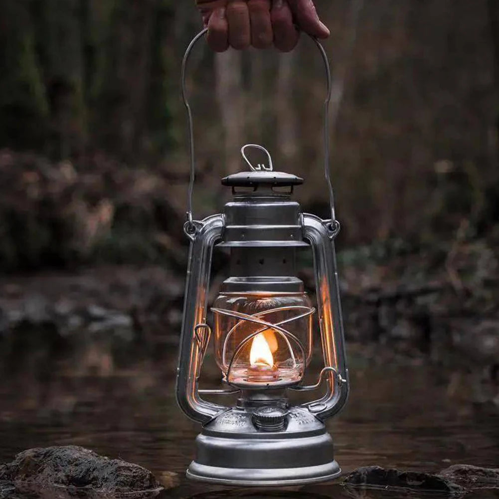 Fuel Camping Lantern Retro Metal Kerosene Camp Lamp Rainproof Portable Hurricane Oil Burning Table Lamps Indoor Patio Decoration