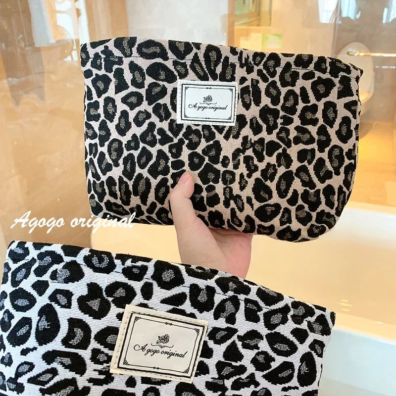 Leopard Printed Makeup Bag Thickened Travel Toiletries Cosmetic Bags Cases Pouch Handbag Makeup Bags Make Up Organizer Bag