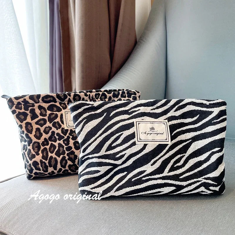 Leopard Printed Makeup Bag Thickened Travel Toiletries Cosmetic Bags Cases Pouch Handbag Makeup Bags Make Up Organizer Bag